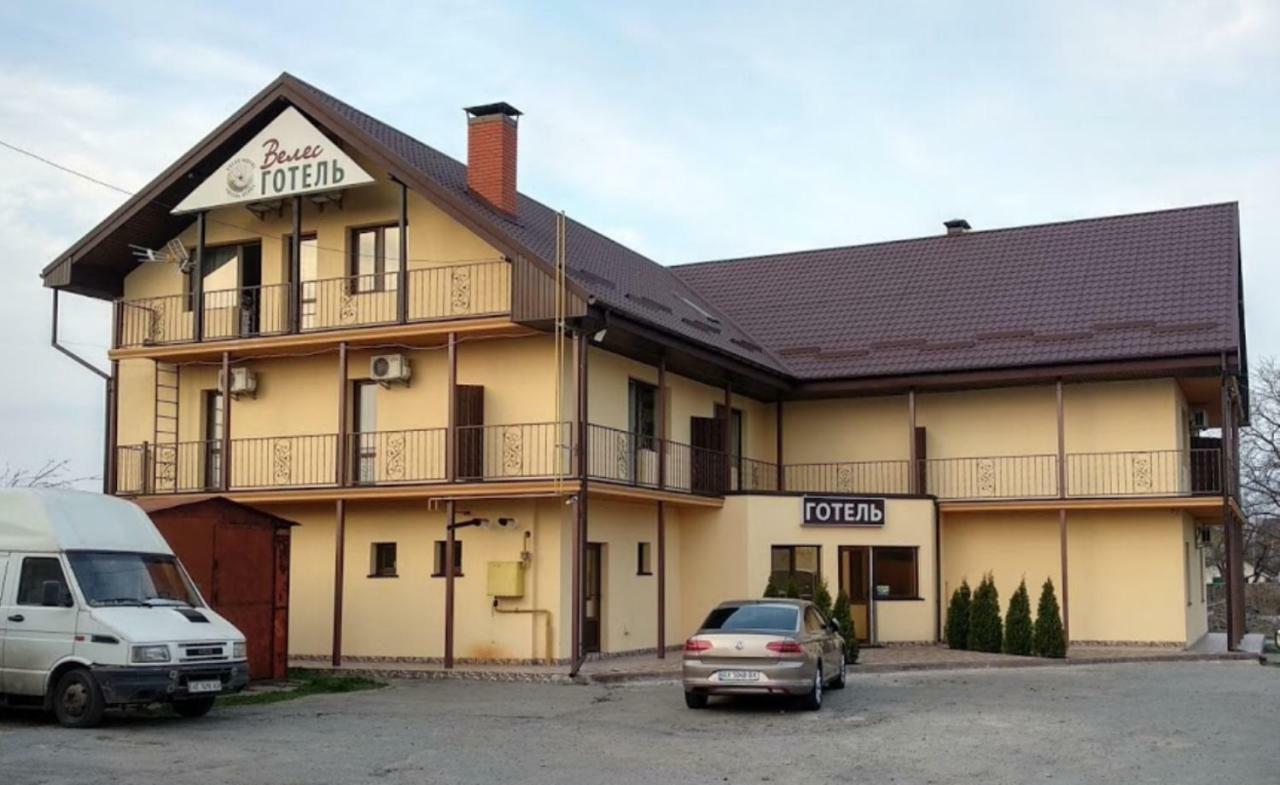 Veles Hotel Brovary Ngoại thất bức ảnh