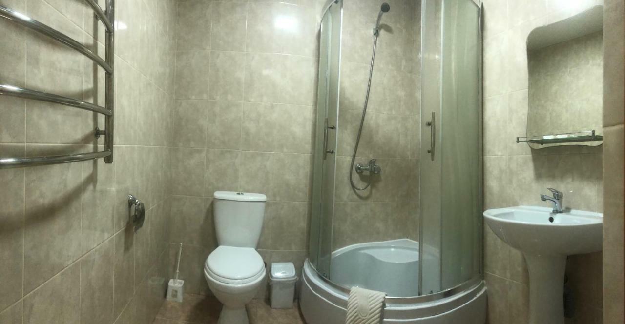 Veles Hotel Brovary Ngoại thất bức ảnh