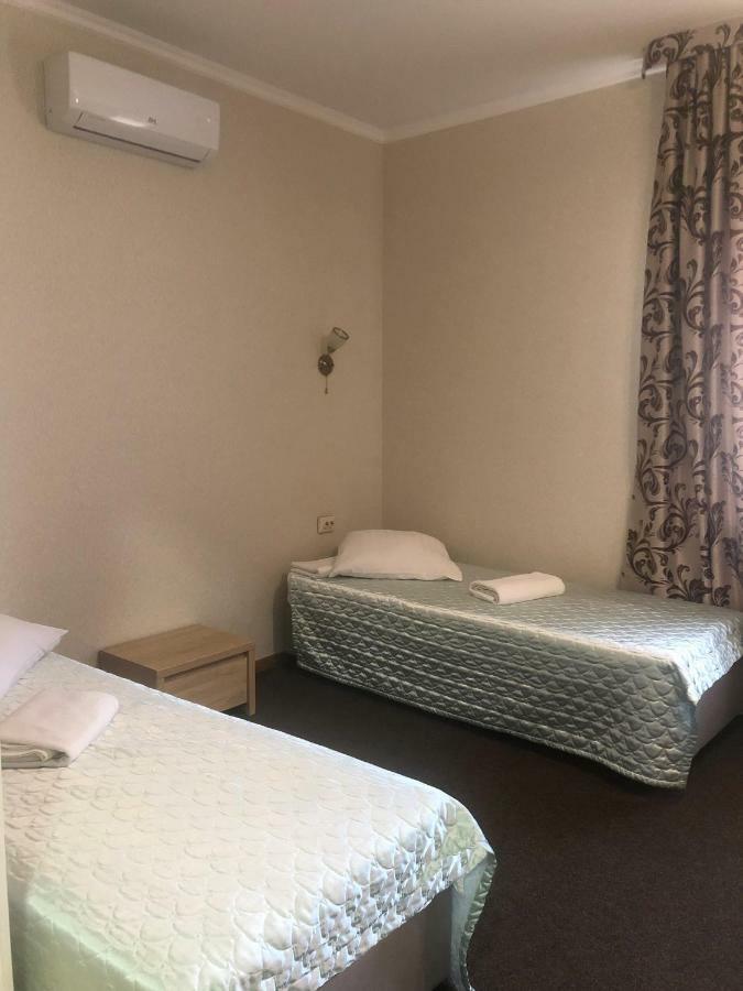 Veles Hotel Brovary Ngoại thất bức ảnh