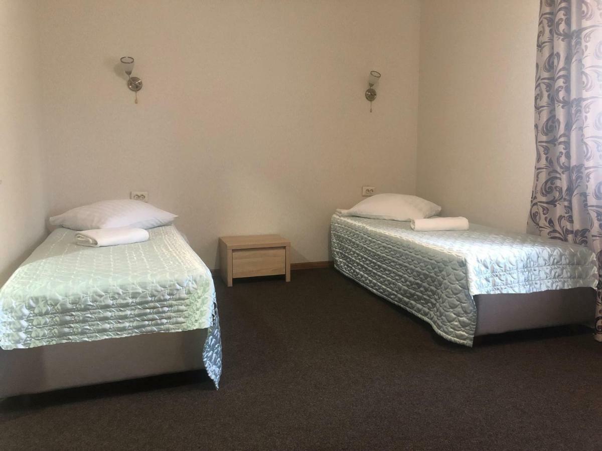 Veles Hotel Brovary Ngoại thất bức ảnh